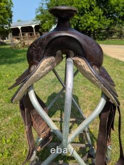 Tex tan western saddle