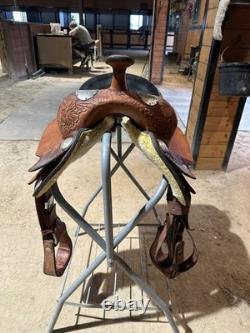 TexTan Hereford 16 Seat Western Pleasure Saddle With Silver Accents