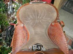 Three Bars Saddlery Roping Horse Saddle Western Design + Accessories