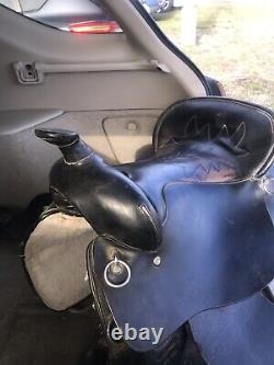 Tough 1 western saddle used 16 seat 7 1/2 8 In gullet