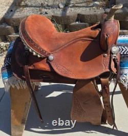 Traditional Western Style Tooled Saddle with Rawhide Horn Decorative Conchos