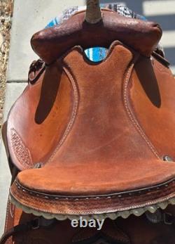 Traditional Western Style Tooled Saddle with Rawhide Horn Decorative Conchos