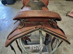 Trail Saddle 15.5 Inch Western Saddle comes ready to use with back cinch