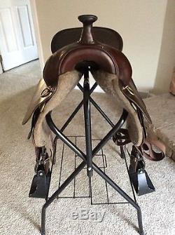 Tucker Cheyenne Trail 16.5 M Saddle With Matching Breastplate Used on Arab