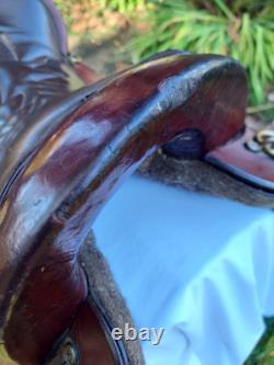 Tucker Endurance Brown Leather Western Saddle 17 Seat Medium Tree USA Made NICE