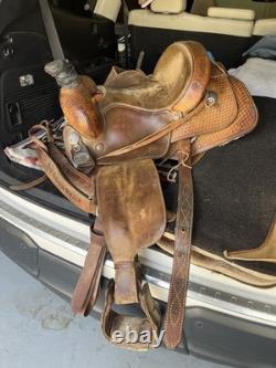 Unique Dee Pickett OrthoFlex 15 inch roping saddle
