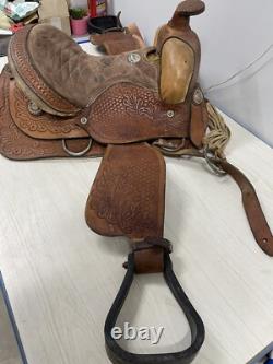 Used 13.25 Seat Western Star all-purpose saddle withrawhide cantle & pommel
