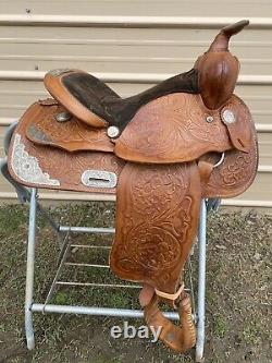 Used 14 King Series US Western trail/pleasure/show saddle withsilver semi bars