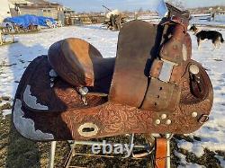 Used 15.5 tooled Western Show Saddle US made Geidel's Custom Saddlery