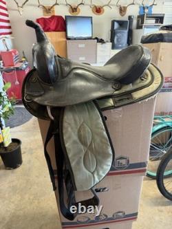 Used 15 Big Horn Leather Western Trail Saddle #139, Barrel Racing
