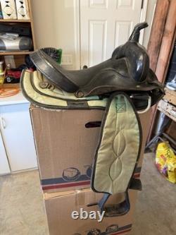 Used 15 Big Horn Leather Western Trail Saddle #139, Barrel Racing