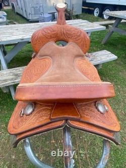 Used 15 Big horn Western Show Saddle Withsilver, tooled leather, semi bar US made
