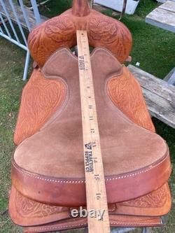 Used 15 Big horn Western Show Saddle Withsilver, tooled leather, semi bar US made