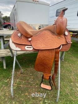 Used 15 Big horn Western Show Saddle Withsilver, tooled leather, semi bar US made
