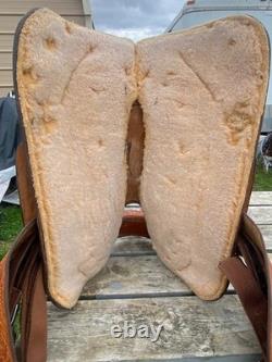 Used 15 Big horn Western Show Saddle Withsilver, tooled leather, semi bar US made