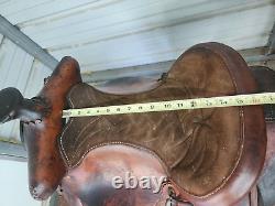 Used 15 Brown Color Roping Saddle with Bear trap Pommel Made in the USA