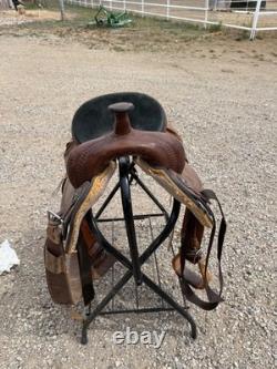 Used 15 inch FQHB Triple creek custom western saddle