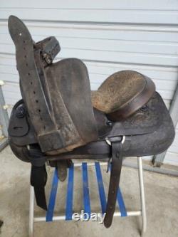 Used 16 Brown Color leather Roping Saddle with Tooling #1201