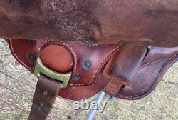 Used 16 Buena Vista gaited horse plantation saddle withWestern rigging