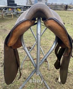 Used 16 Buena Vista gaited horse plantation saddle withWestern rigging