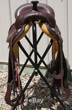 Used 16 Circle Y Flagstaff Flex Lite Trail Saddle. Quality Horse Tack