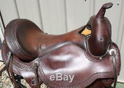 Used 16 Circle Y Flagstaff Flex Lite Trail Saddle. Quality Horse Tack