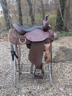 Used 16 Circle Y High Horse Lisa Lockhart Synthetic Western Saddle