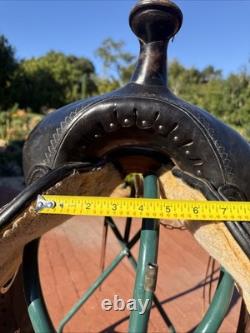 Used 16 Circle Y Park and Trail Western Saddle Regular Tree