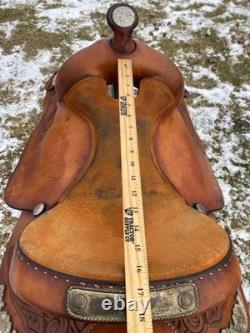 Used 16 Congress Leather close contact Western Show Saddle Withsilver US made