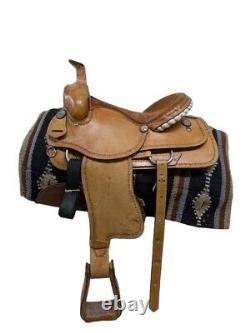 Used 16 Inch Billy Shaw western Roping Saddle 906-8874