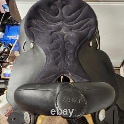 Used 16 Inch wintec Western saddle Like New Condition