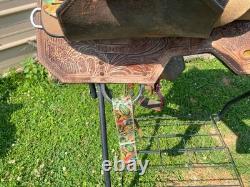 Used 16 Silver Royal cactus Western barrel saddle