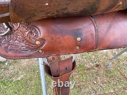 Used 16 TexTan Western reining saddle
