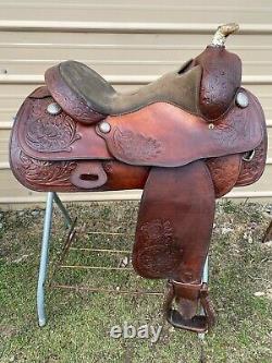 Used 16 TexTan Western reining saddle