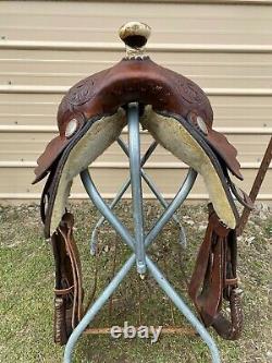 Used 16 TexTan Western reining saddle