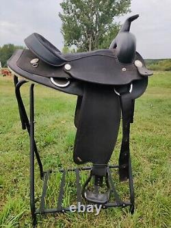 Used 16 Wintec Western Saddle 007981