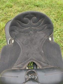 Used 16 Wintec Western Saddle 007981