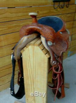 Used 17 Light Oil Circle Y Western Equitation Silver Show Horse Saddle