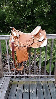 Used Dale Chavez Western Saddle 16 Full Quarter Horse Bars