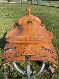 Used Silver Royal 15 border tooled slick seat Western saddle