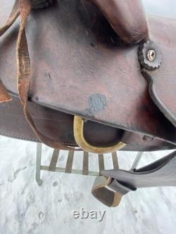 Used Simco 15.5 slick seat Western roping saddle US made
