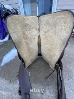 Used Simco 15.5 slick seat Western roping saddle US made