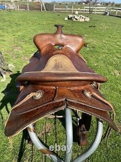 Used/Vintage 15.5 TexTan Western saddle padded half seat