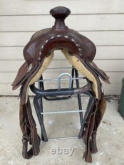 Used / Vintage 15 Longhorn Western show saddle US made