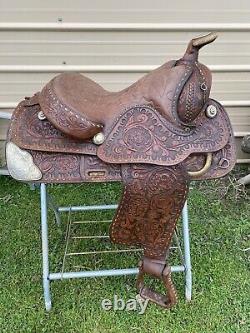 Used/Vintage 15 TexTan tooled/buckstitched Western show saddle withsilver