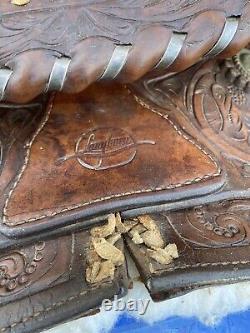 Used/Vintage 15 tooled leather Longhorn Western saddle withwide bars US made