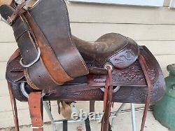 Used/Vintage 1960's G. H. Vaught 15 tooled leather Western saddle US made