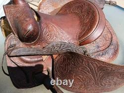 Used Western Saddle Smaller Rider SEE PICTURES/ DESCRIPTION