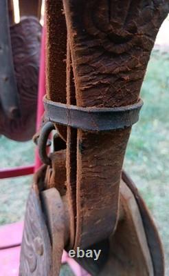 Used Western Saddle Smaller Rider SEE PICTURES/ DESCRIPTION