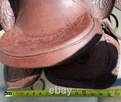 Used Western Saddle Smaller Rider SEE PICTURES/ DESCRIPTION